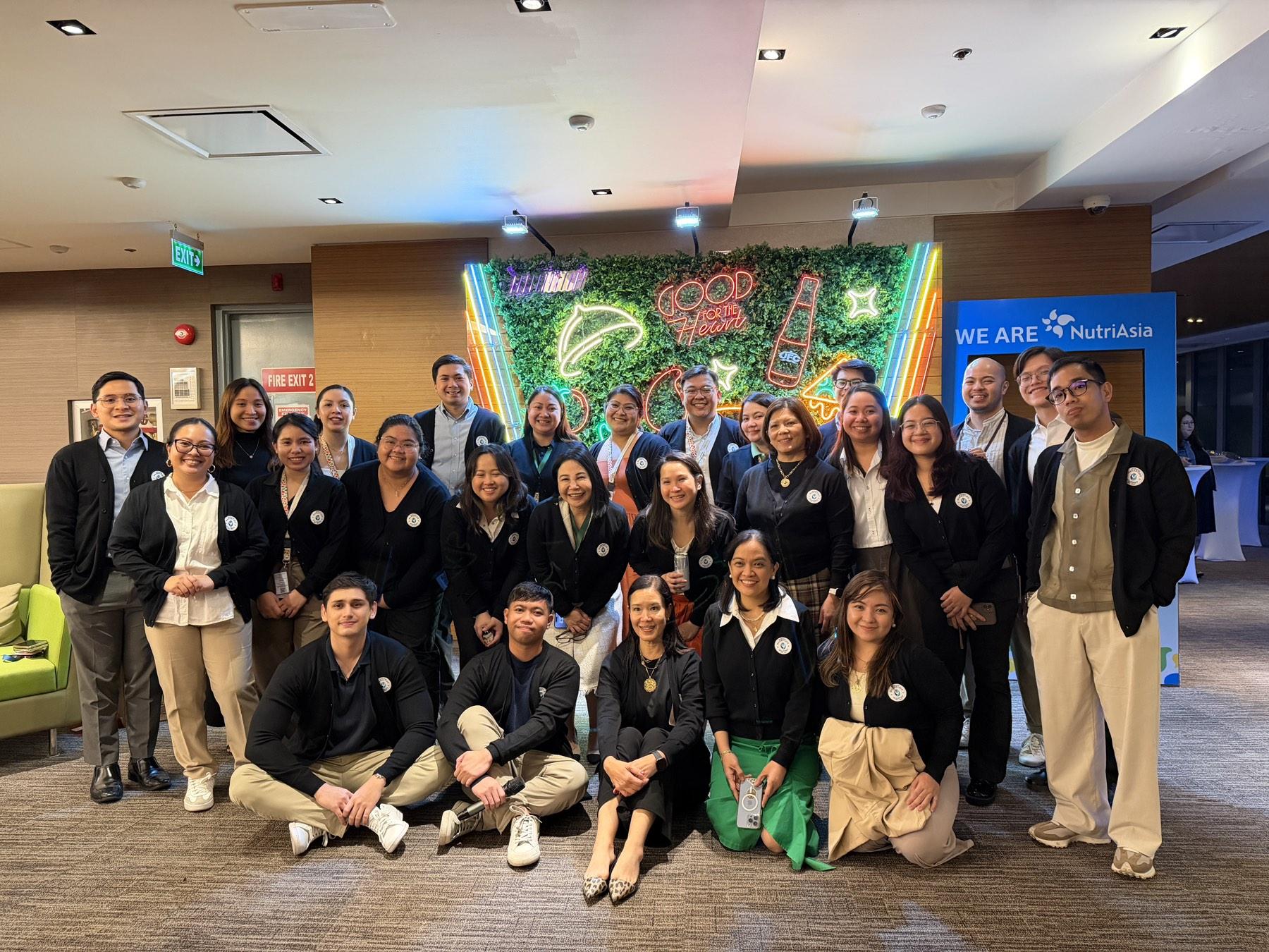Group picture of Acumen faculty and NutriAsia marketing team members